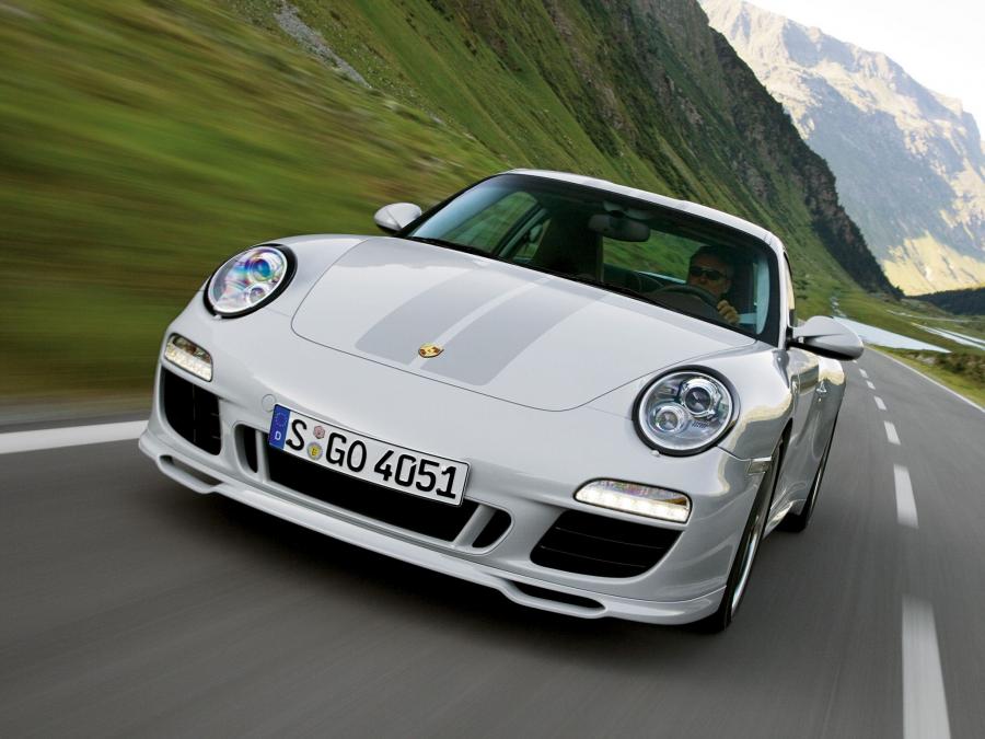  Porsche 911 Sport Classic 2009 года  (фото 13 из 22)